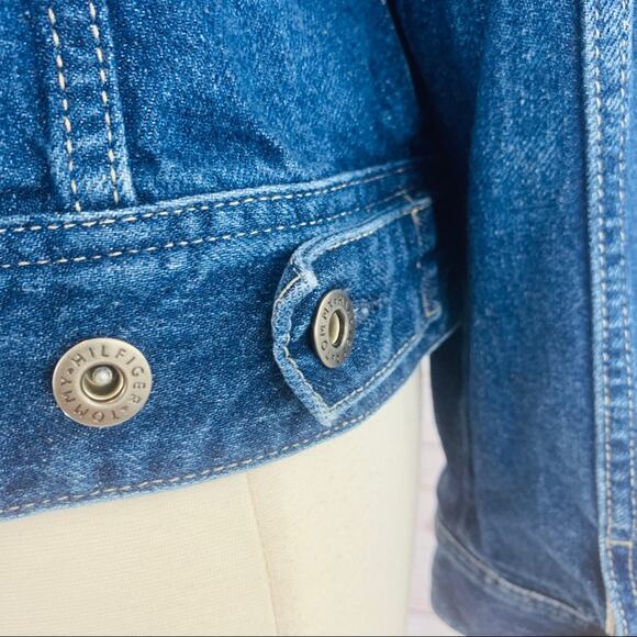 Tommy Hilfiger denim jean jacket pockets - Picture 8 of 12